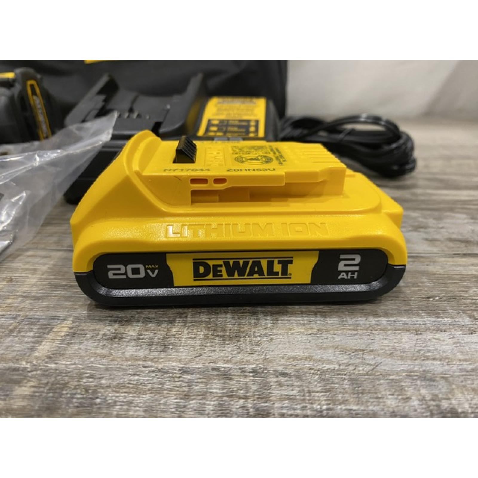 AS-IS DEWALT Atomic 20V Lithium-Ion Cordless Compact 1/2 in. Drill/Driver Kit