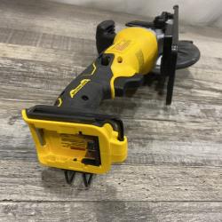 AS-IS DEWALT ATOMIC 20V MAX Cordless Brushless 4-1/2 in. Circular Saw (Tool Only)