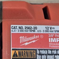AS-IS Milwaukee FUEL 12V Li-Ion Cordless Stubby 3/8 in. Impact Wrench Kit