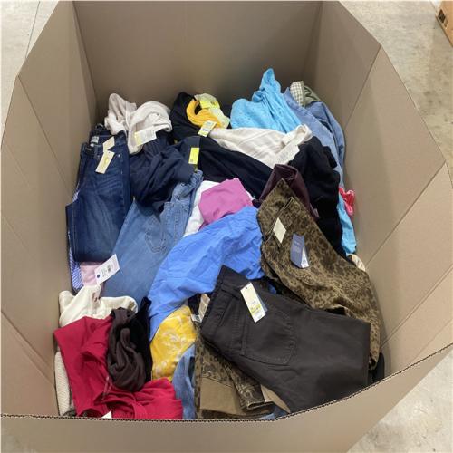 Houston Location - AS-IS BULLSEYE CLOTHES PALLET