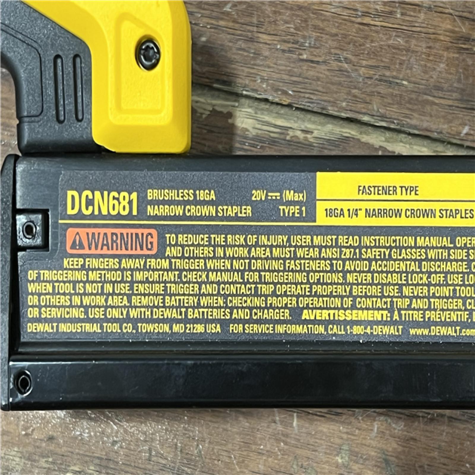 AS-IS DEWALT 20V MAX XR 18 Gauge Brad Nailer Kit