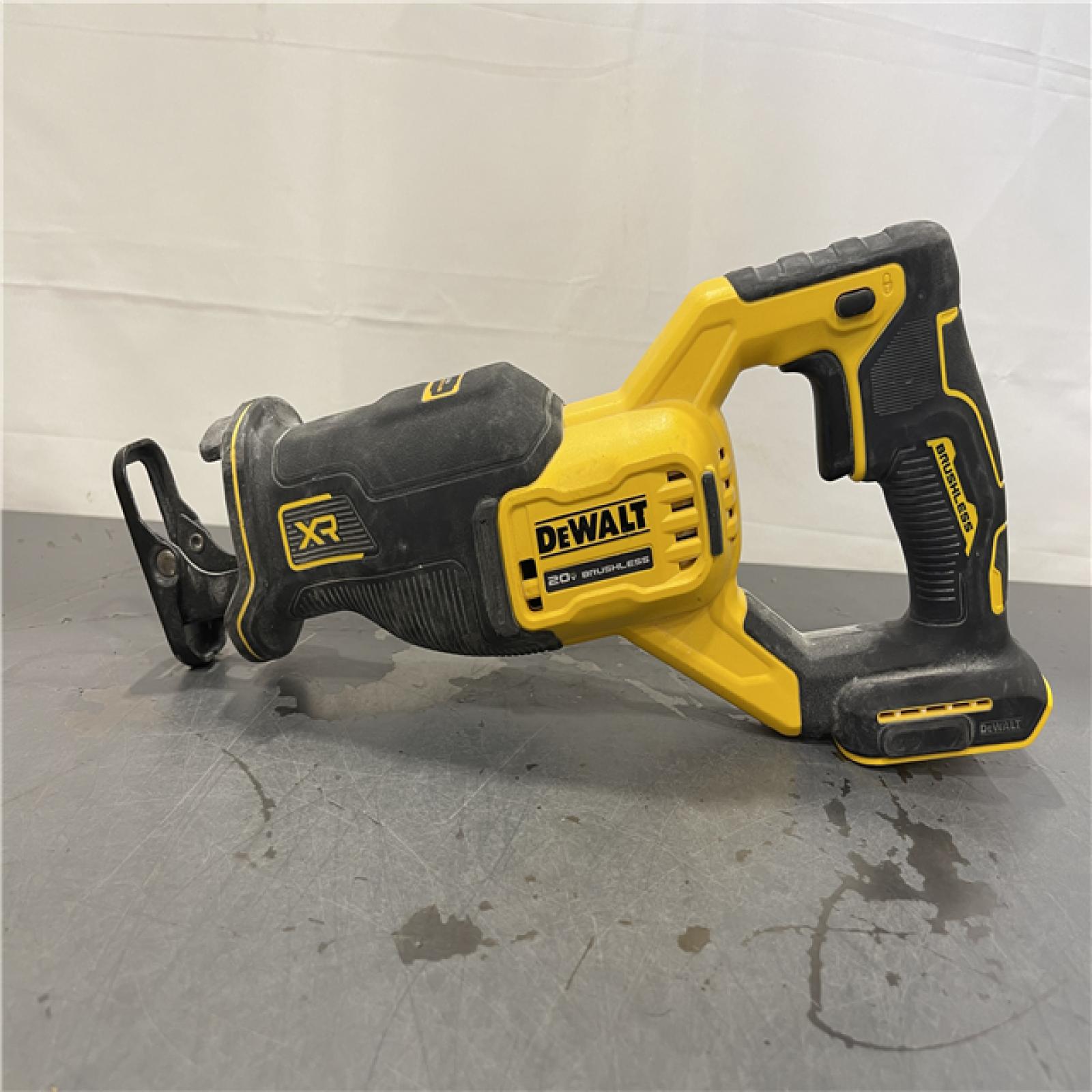 AS-IS - DEWALT 20V MAX XR Cordless Brushless Reciprocating Saw