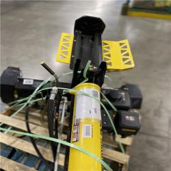 Champion Power Equipment 37 Ton 338 cc Gas Powered Full Beam Log Splitter