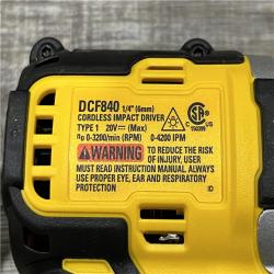 LIKE NEW - DEWALT 20V MAX Brushless 1/2 in. Drill Driver & 1/4 in. Impact Driver Kit