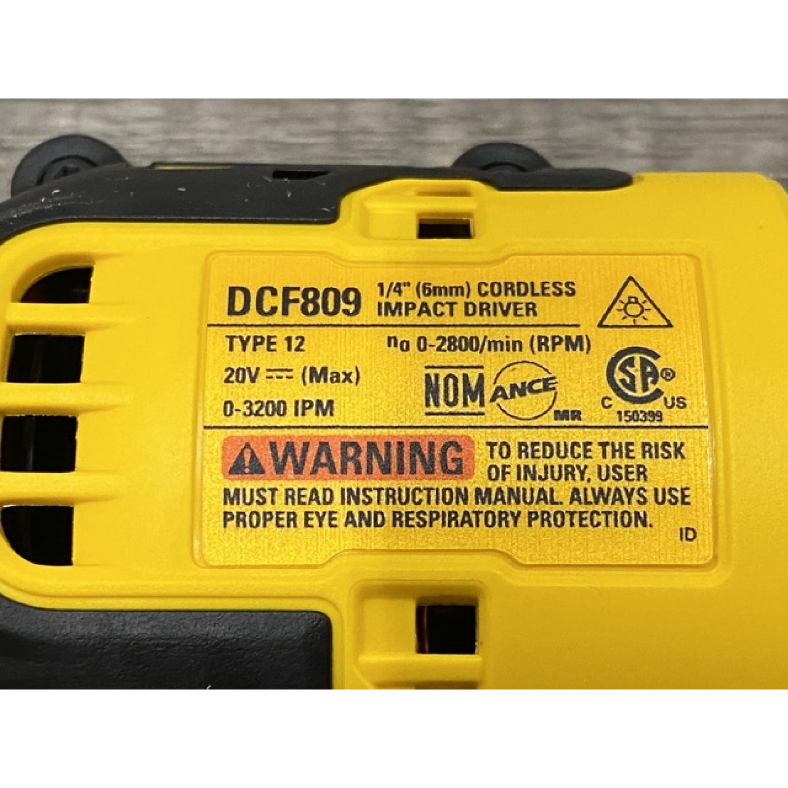 AS-IS DEWALT Atomic 20V Max Lithium-Ion Brushless Cordless Compact 1/4 in. Impact Driver Kit