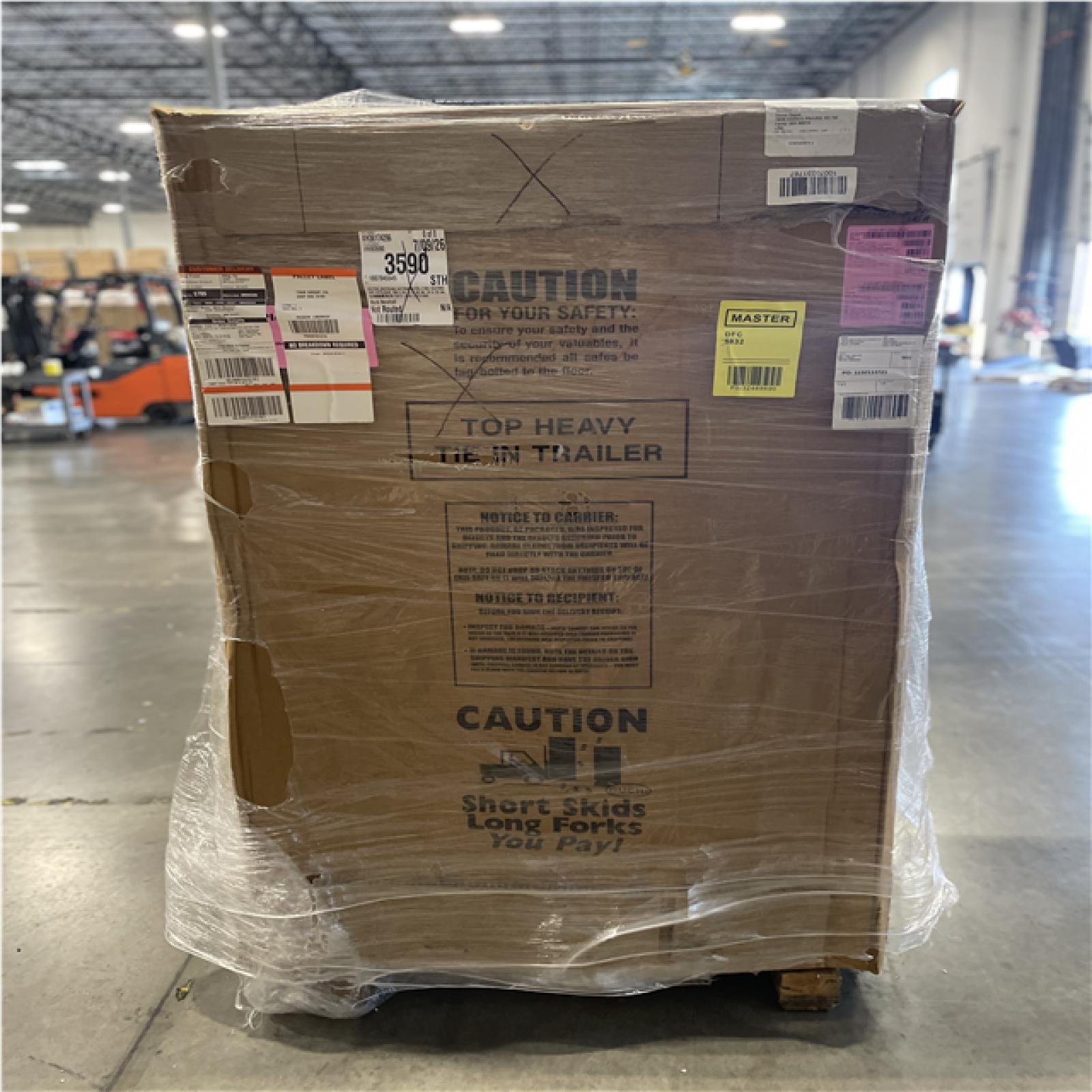 DALLAS LOCATION - LIBERTY SAFE United 36-Gun 60-Minutes Fire Rating EMP E-Lock  60.5 in. H x 36 in. W x 22 in. D  Black Gun Safe