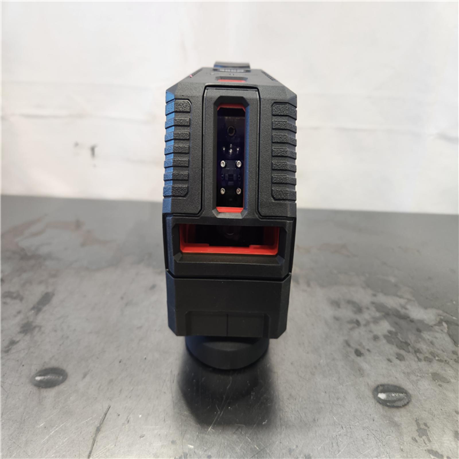 AS-IS- Milwaukee Green 100 ft. Cross Line and Plumb Points Rechargeable Laser Level Kit