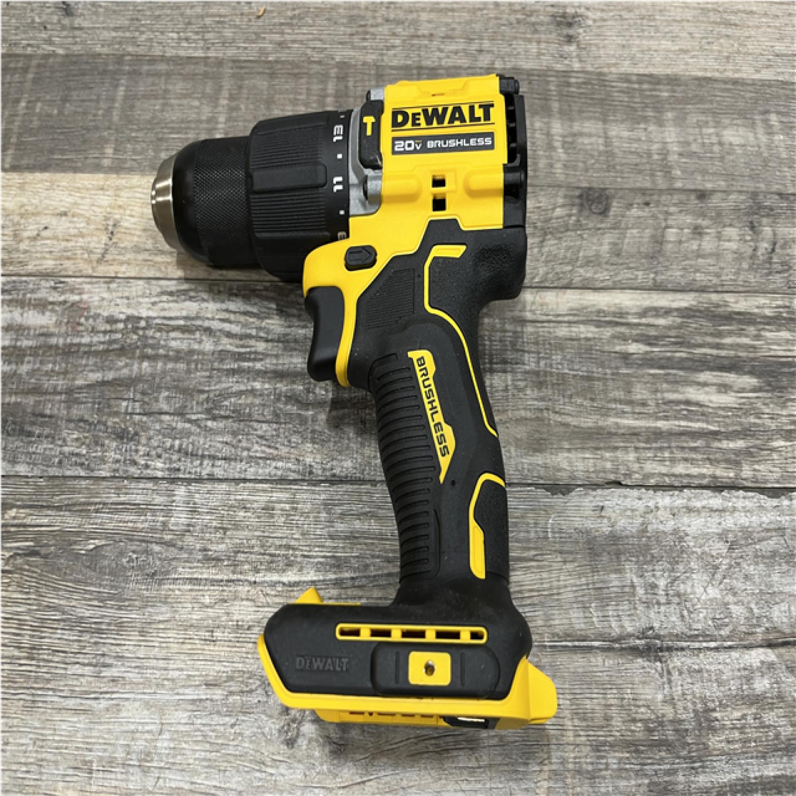 AS-IS DEWALT ATOMIC 20V Lithium-Ion Cordless 1/2 in. Hammer Drill Kit