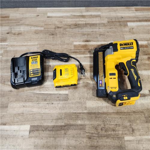 HOUSTON LOCATION - AS - IS DEWALT ATOMIC 20V MAX Lithium Ion Cordless 23 Gauge Pin Nailer Kit