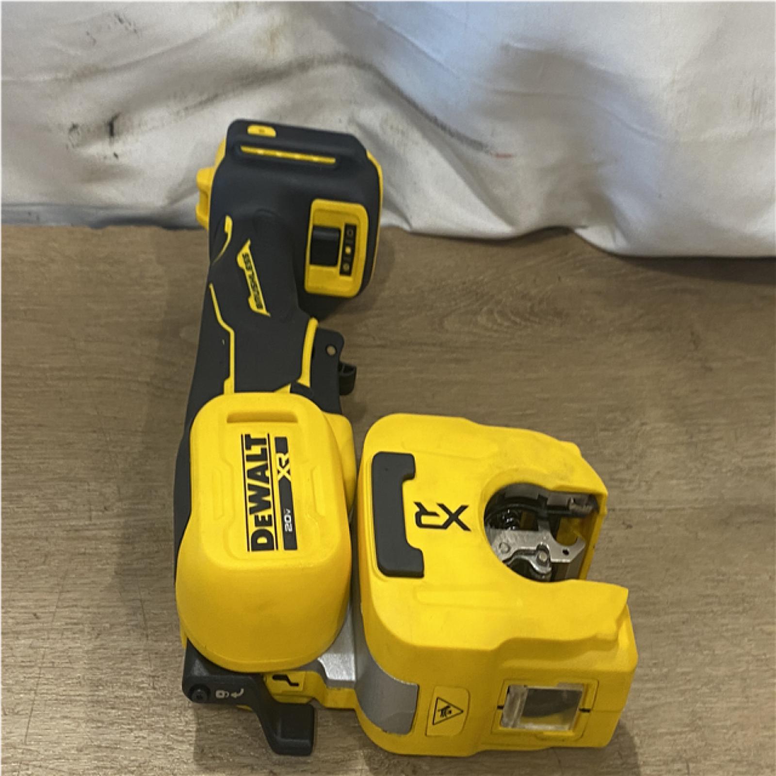 AS-IS DEWALT 20-Volt MAX XR Copper Cutter (Tool Only)