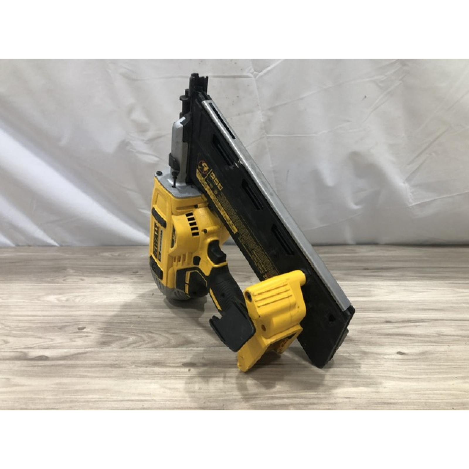 AS-IS DEWALT Cordless 2-Speed 30 Degree Framing Nailer (Tool-Only)