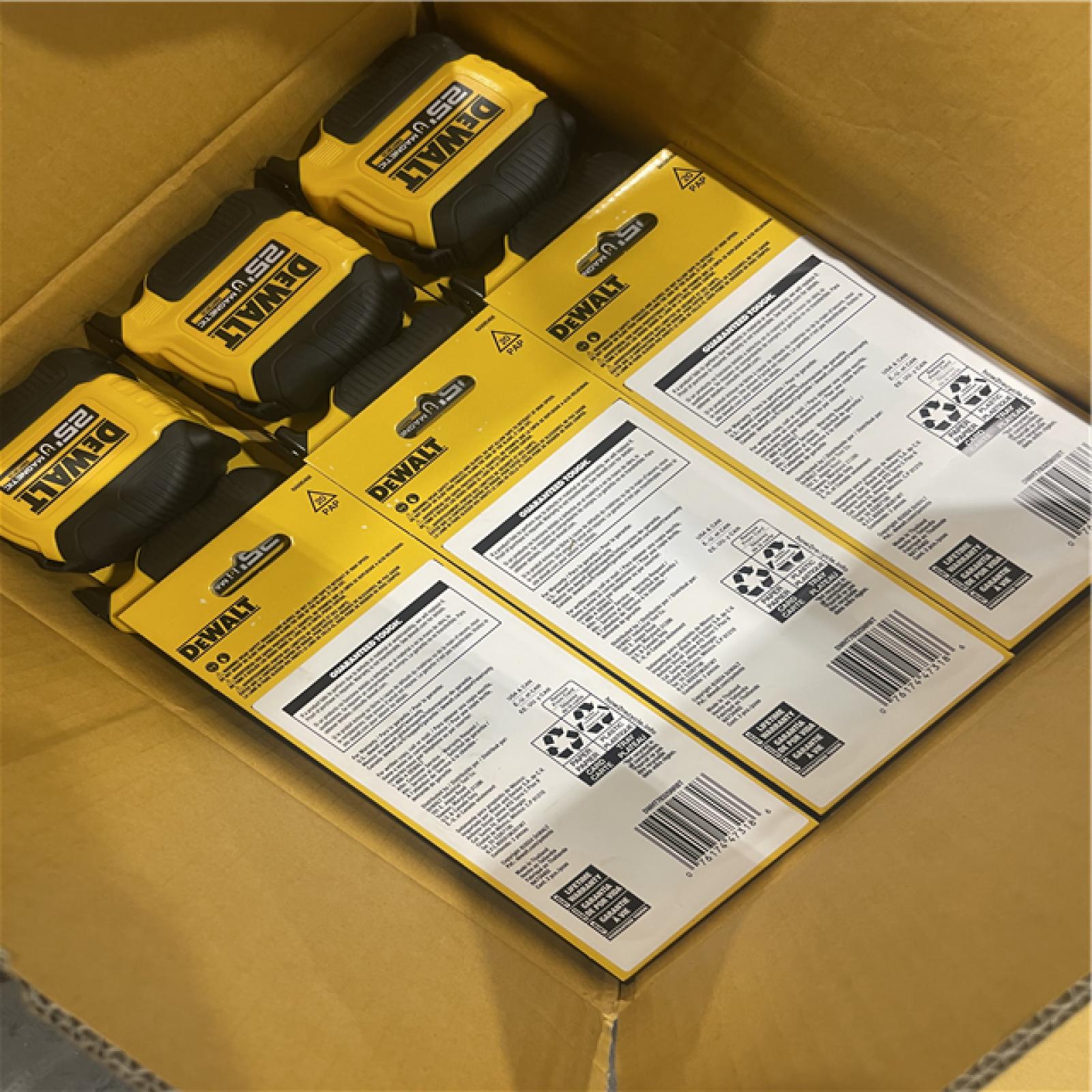 Pittston Location New Dewalt tape measures (2 pack)