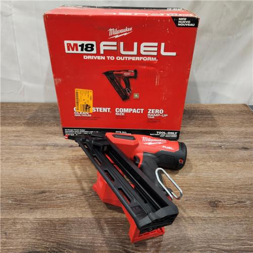 NEW!  Milwaukee M18 FUEL Brushless Cordless Gen II 15 Gauge Angled Finish Nailer (Tool Only)