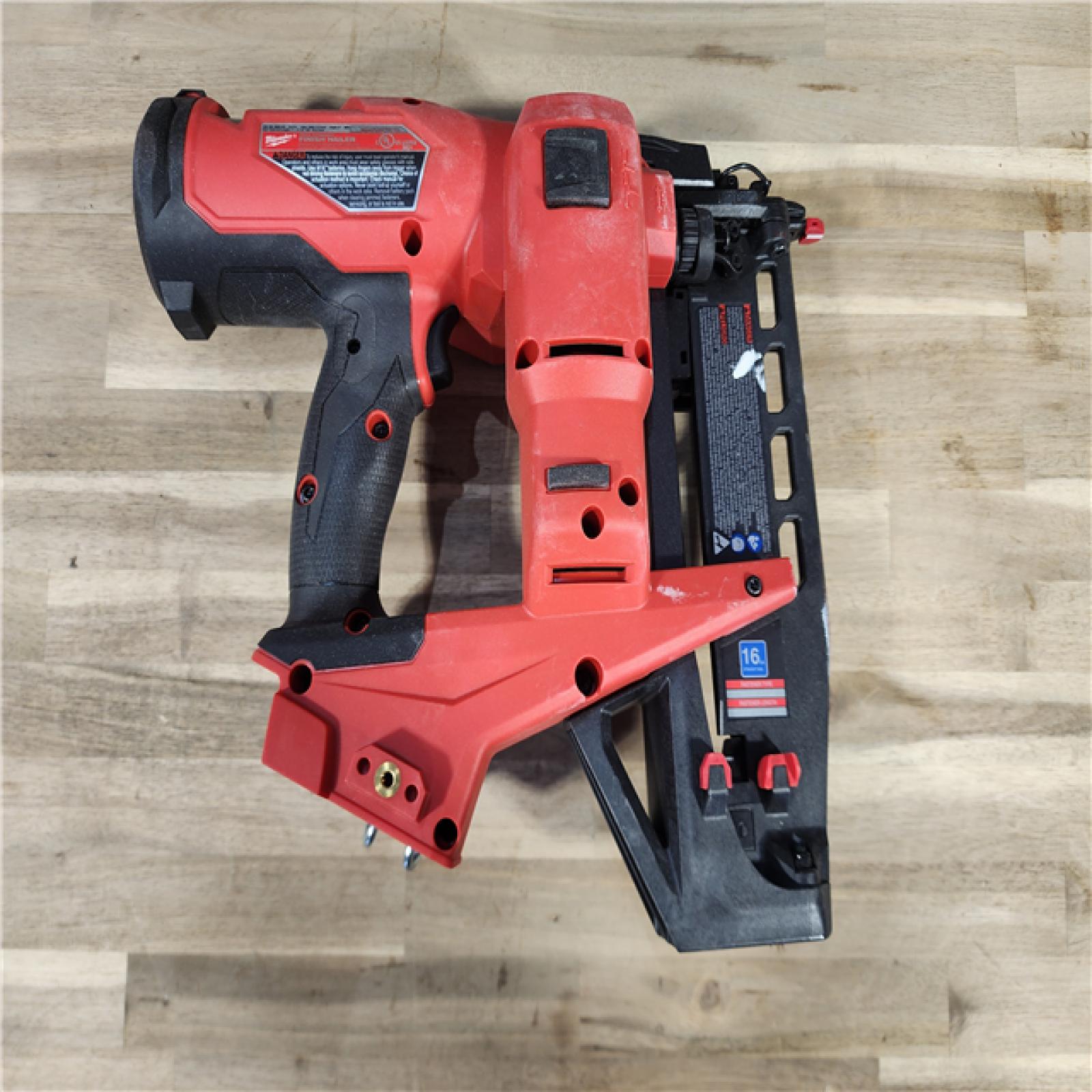 HOUSTON LOCATION - AS-IS Milwaukee Tool Cordless Finish Nail Gun 18 V 3020-20 (TOOL ONLY)
