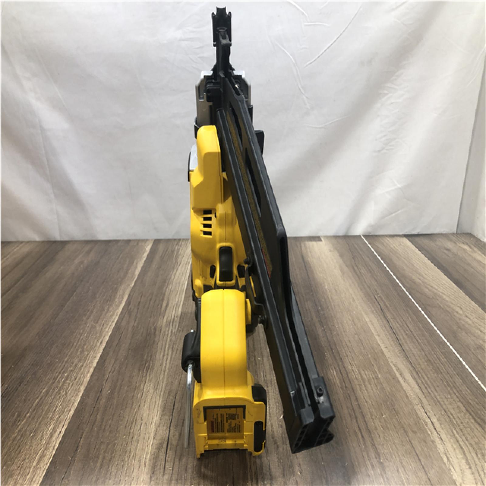 AS-IS DEWALT 20-Volt 21° Cordless Framing Nailer (Tool-Only)