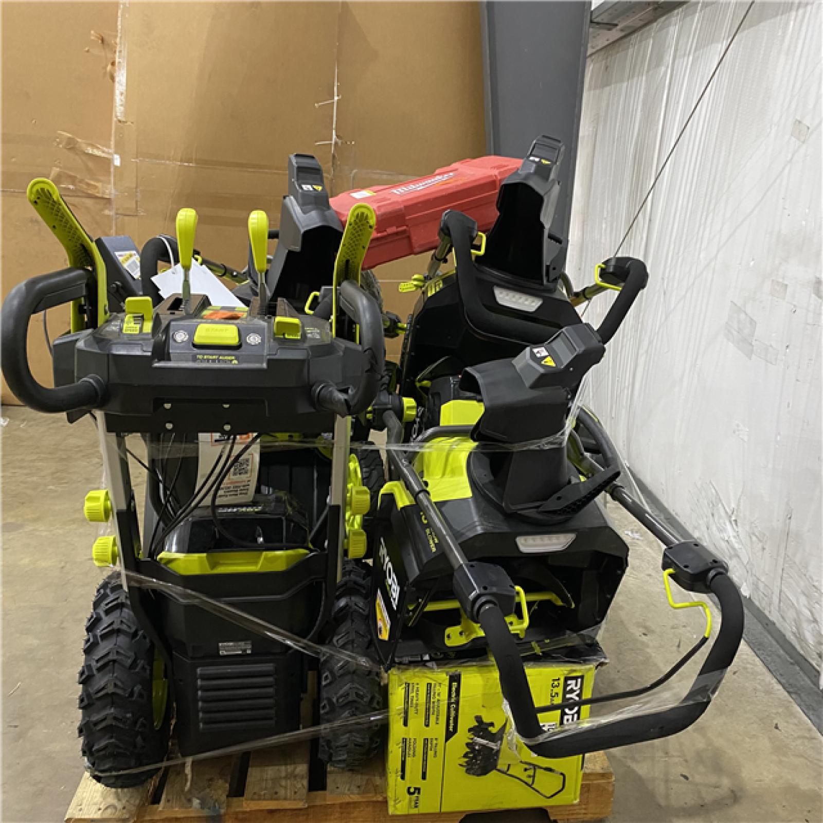 Houston Location AS IS - Tool Pallet