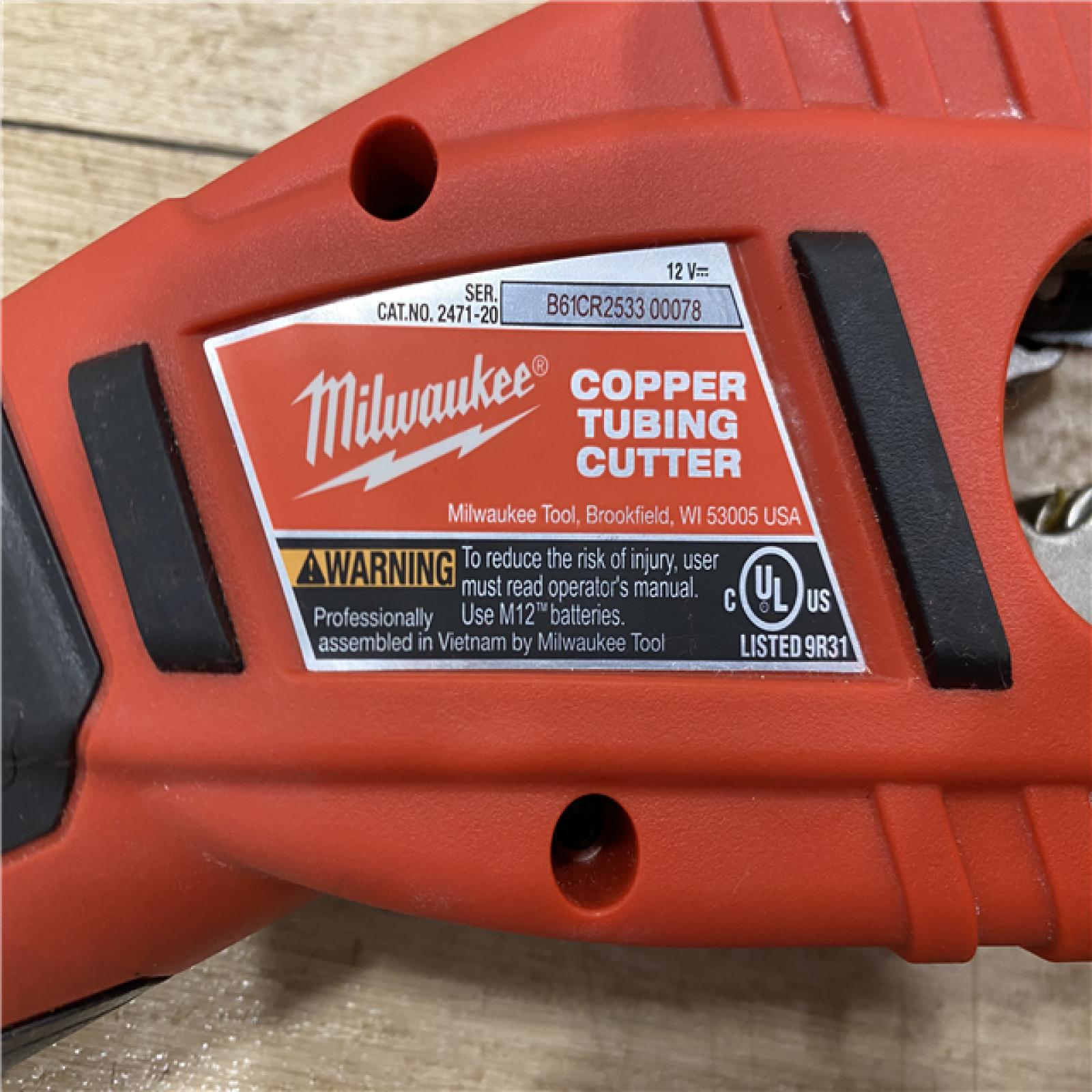 AS-IS Milwaukee 12V Lithium-Ion Cordless Copper Tubing Cutter (Tool-Only)