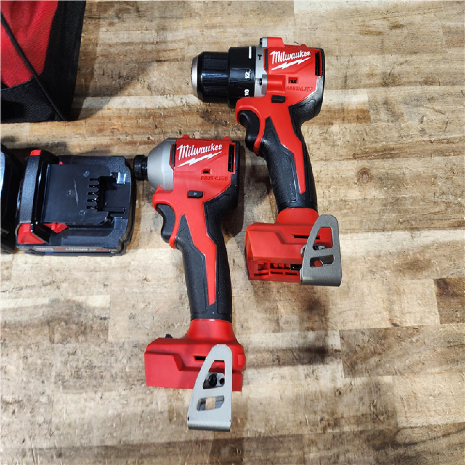 HOUSTON LOCATION - AS - IS Milwaukee 2 Tool Combo Kit W/ (2) Battery & Charger