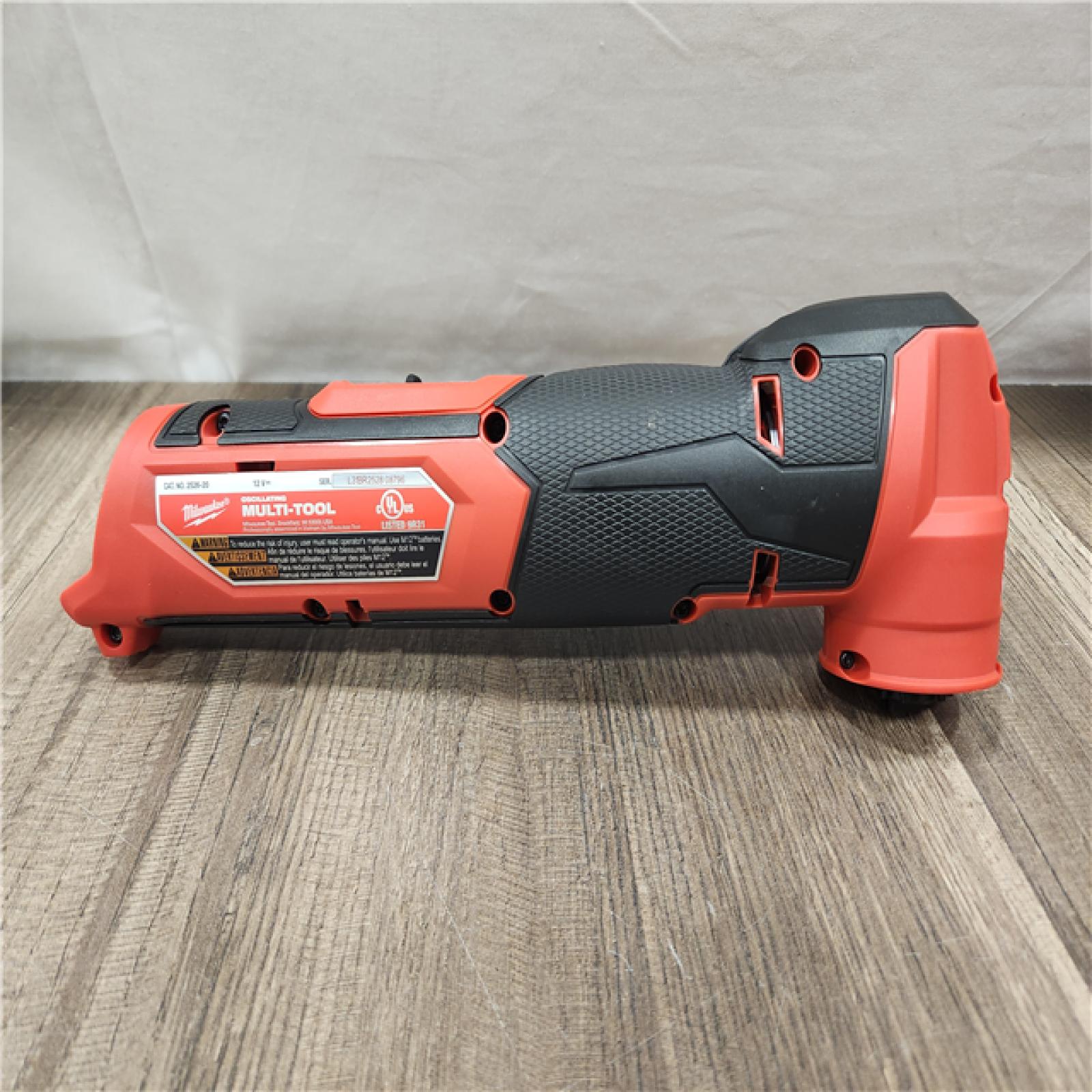 AS-IS- Milwaukee M12 FUEL 12-Volt Lithium-Ion Cordless Oscillating Multi-Tool (Tool-Only)