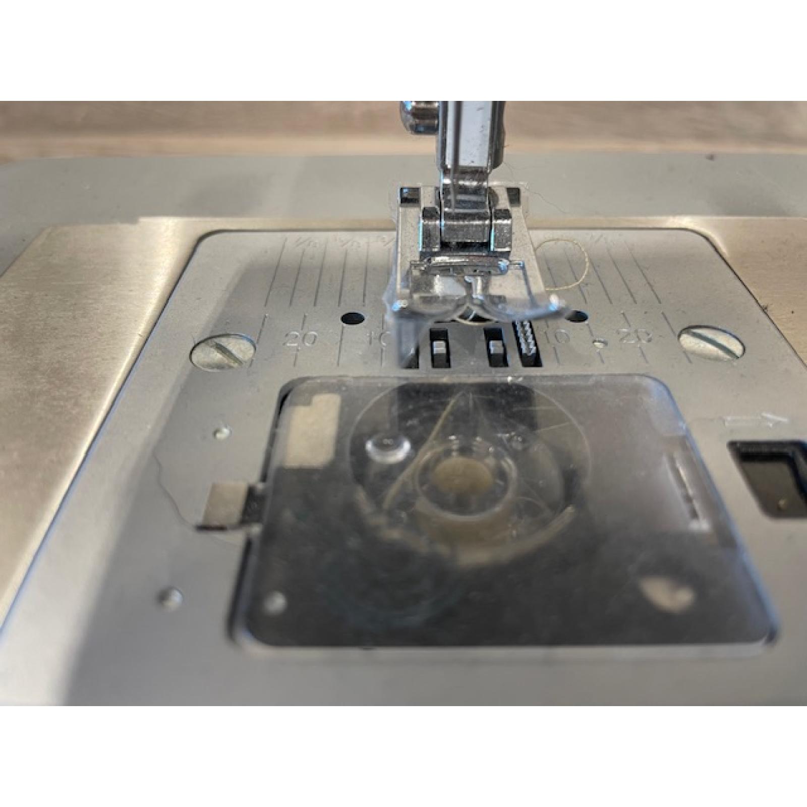 AS-IS SINGER Heavy Duty 44S Sewing Machine