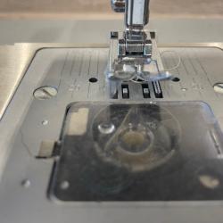 AS-IS SINGER Heavy Duty 44S Sewing Machine