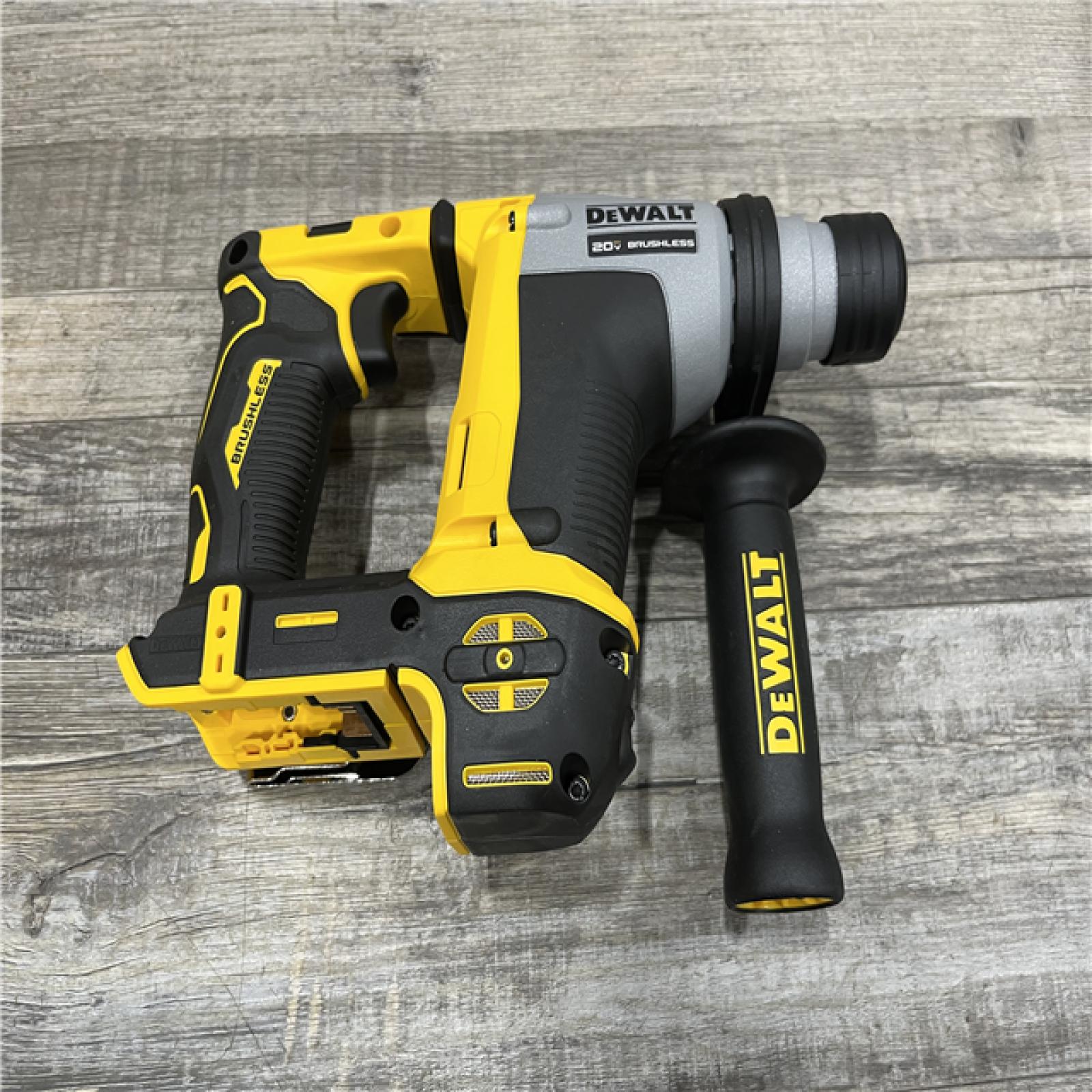 LIKE NEW - DEWALT ATOMIC 20V MAX Cordless Brushless Ultra-Compact 5/8 in. SDS Plus Hammer Drill (Tool Only)