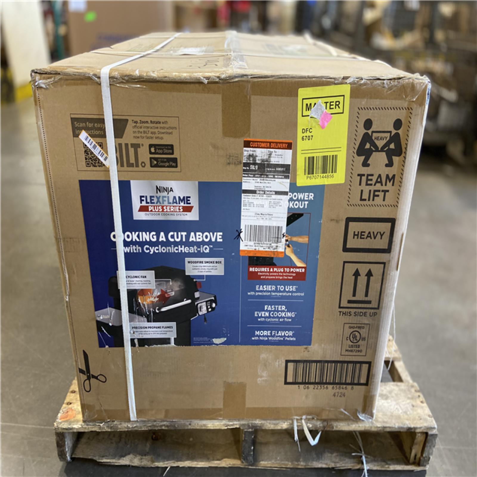 DALLAS LOCATION - NINJA FlexFlame Plus 3-Burner Outdoor Cooking BBQ, 5-in-1 Propane and Electric Grill, Smoker, Roaster, Pizza Maker in Black