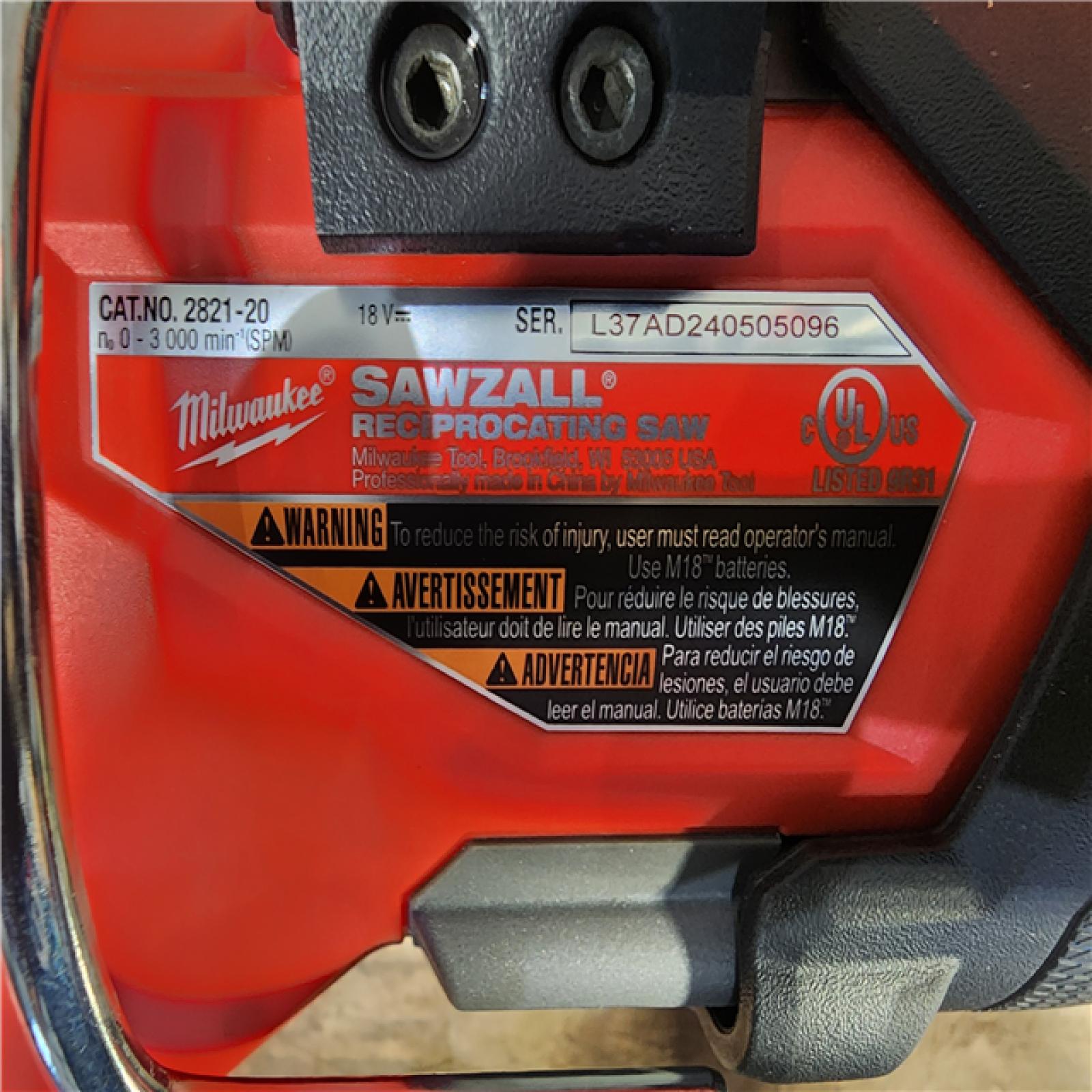 HOUSTON LOCATION - AS-IS (APPEARS LIKE NEW) Milwaukee M18 Fuel Sawzall Brushless Cordless Reciprocating Saw (TOOL ONLY)