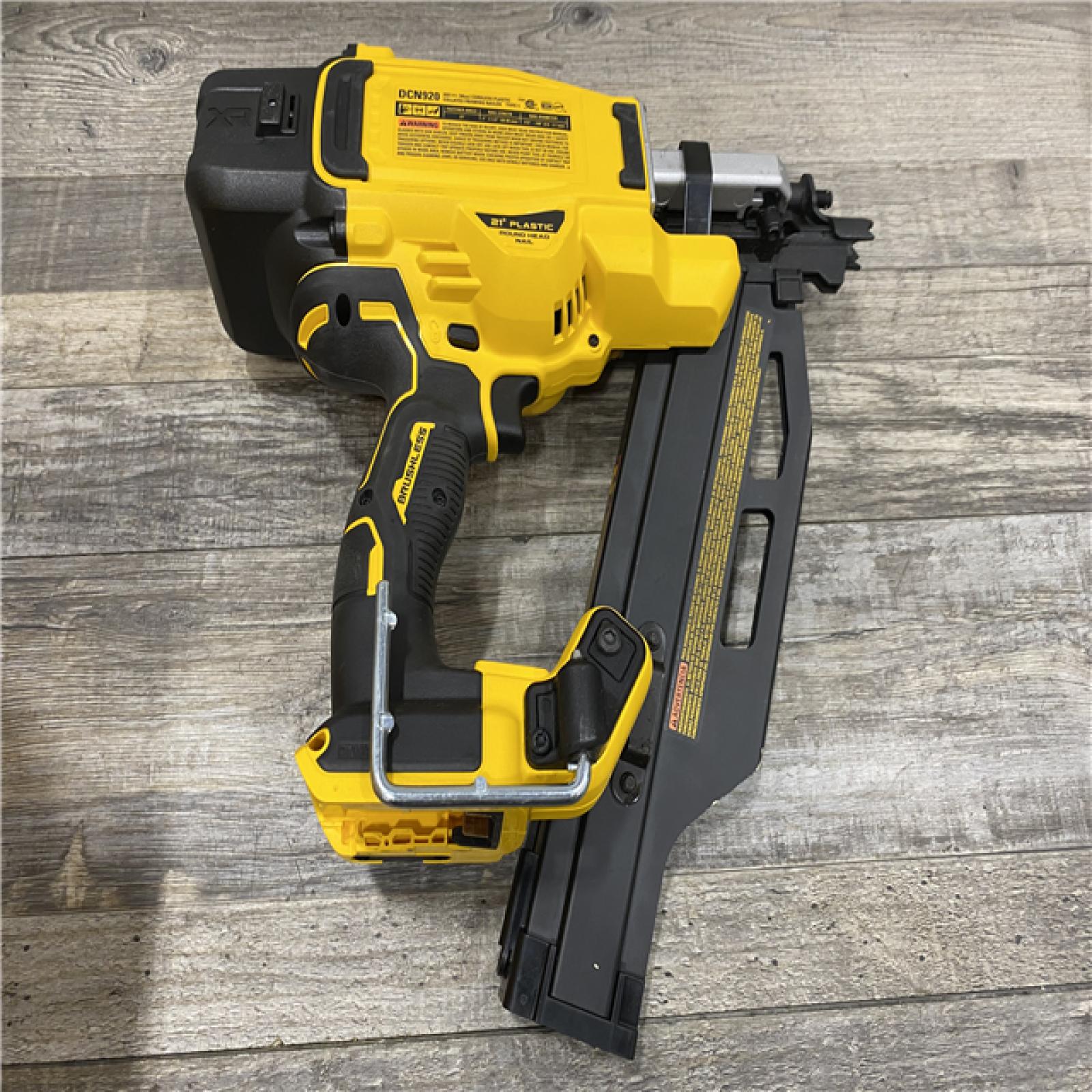 AS-IS DEWALT 20-Volt 21° Cordless Framing Nailer (Tool-Only)