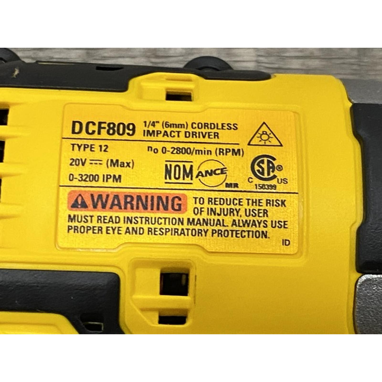 AS-IS DEWALT Atomic 20V Max Lithium-Ion Brushless Cordless Compact 1/4 in. Impact Driver Kit