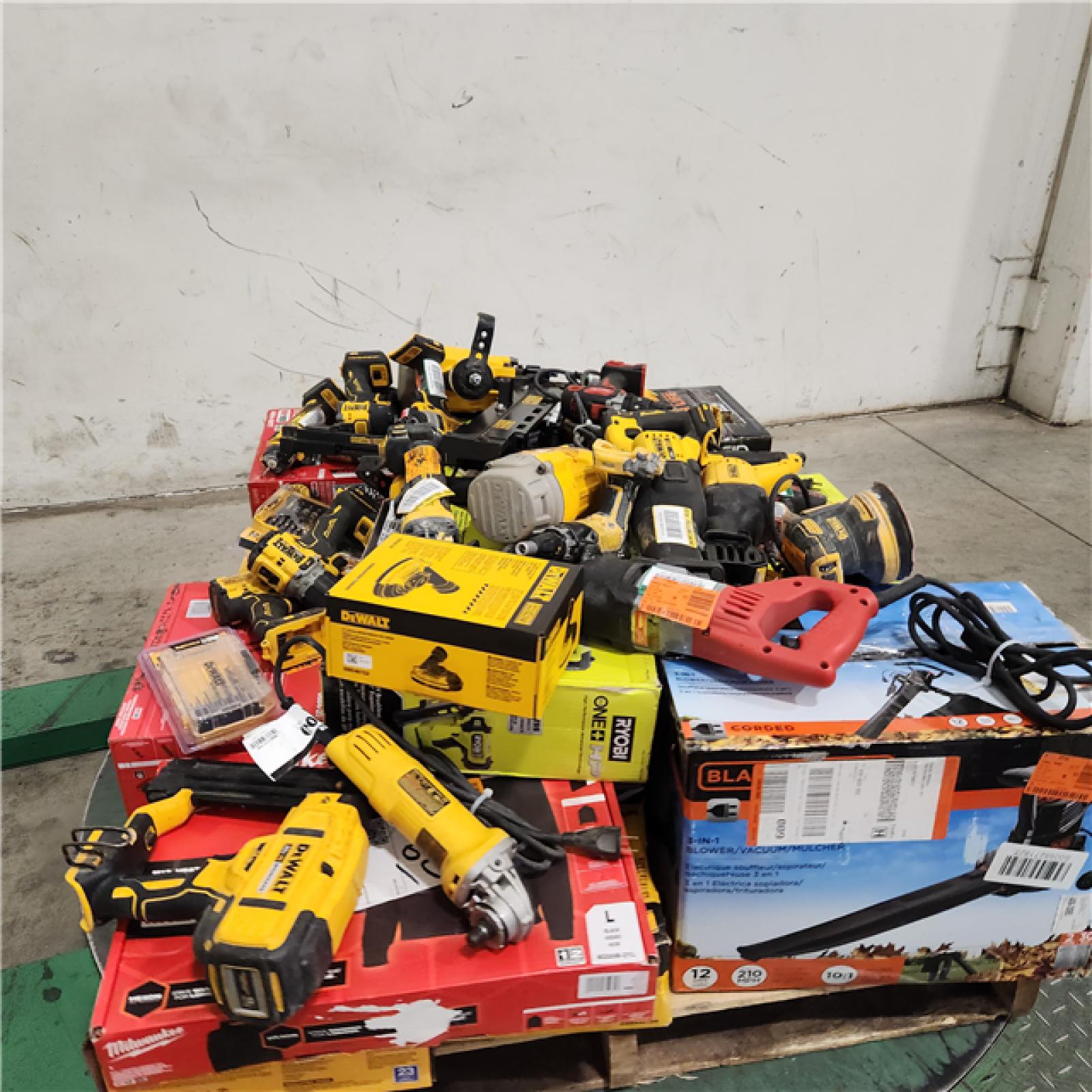 Dallas Location - As-Is Tool Pallet