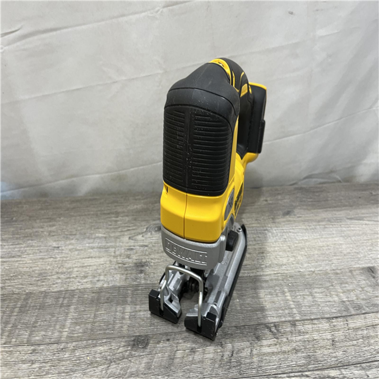 AS-IS DEWALT 20V MAX XR Cordless Brushless Jigsaw (Tool Only)