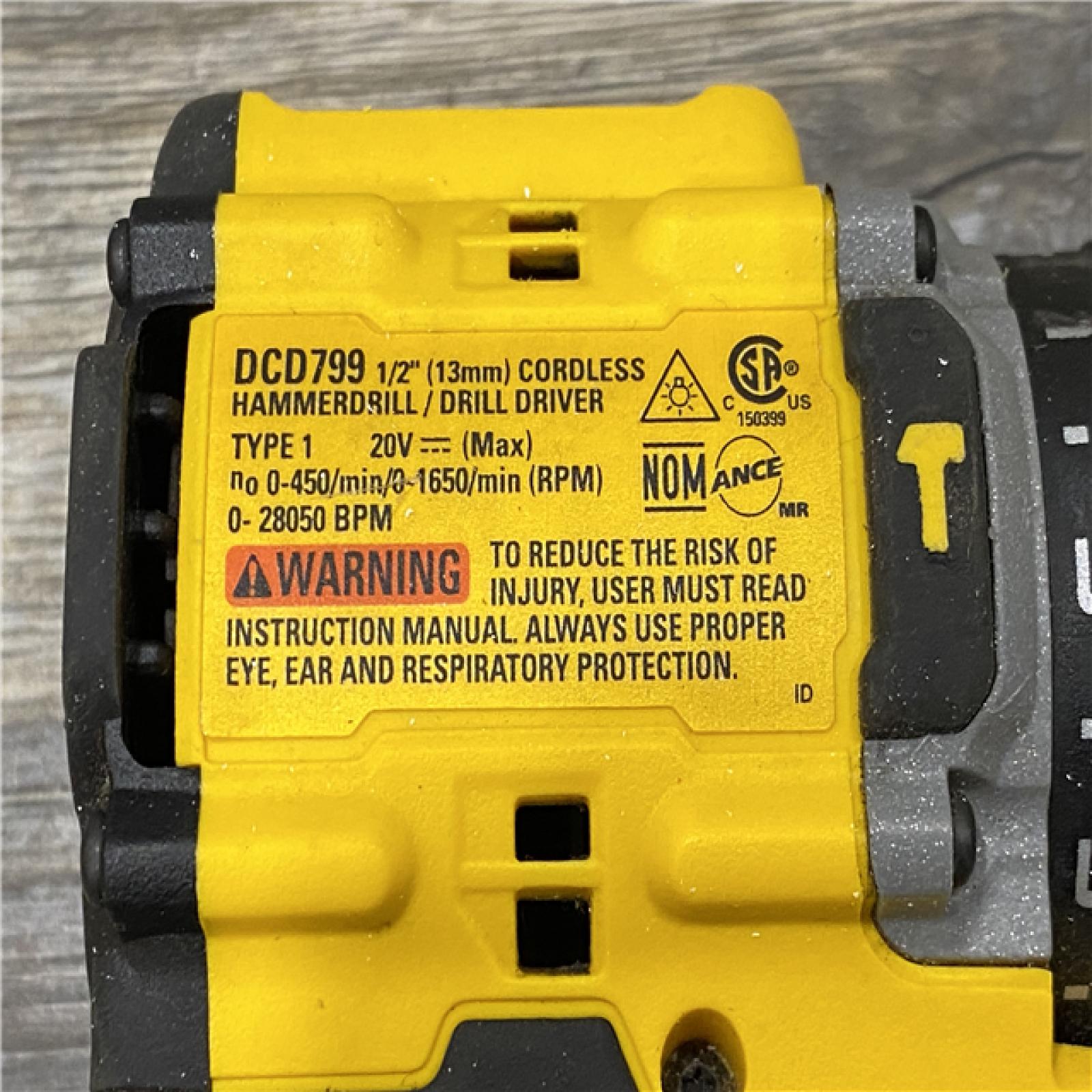 AS-IS DEWALT ATOMIC 20V Lithium-Ion Cordless 1/2 in. Hammer Drill Kit