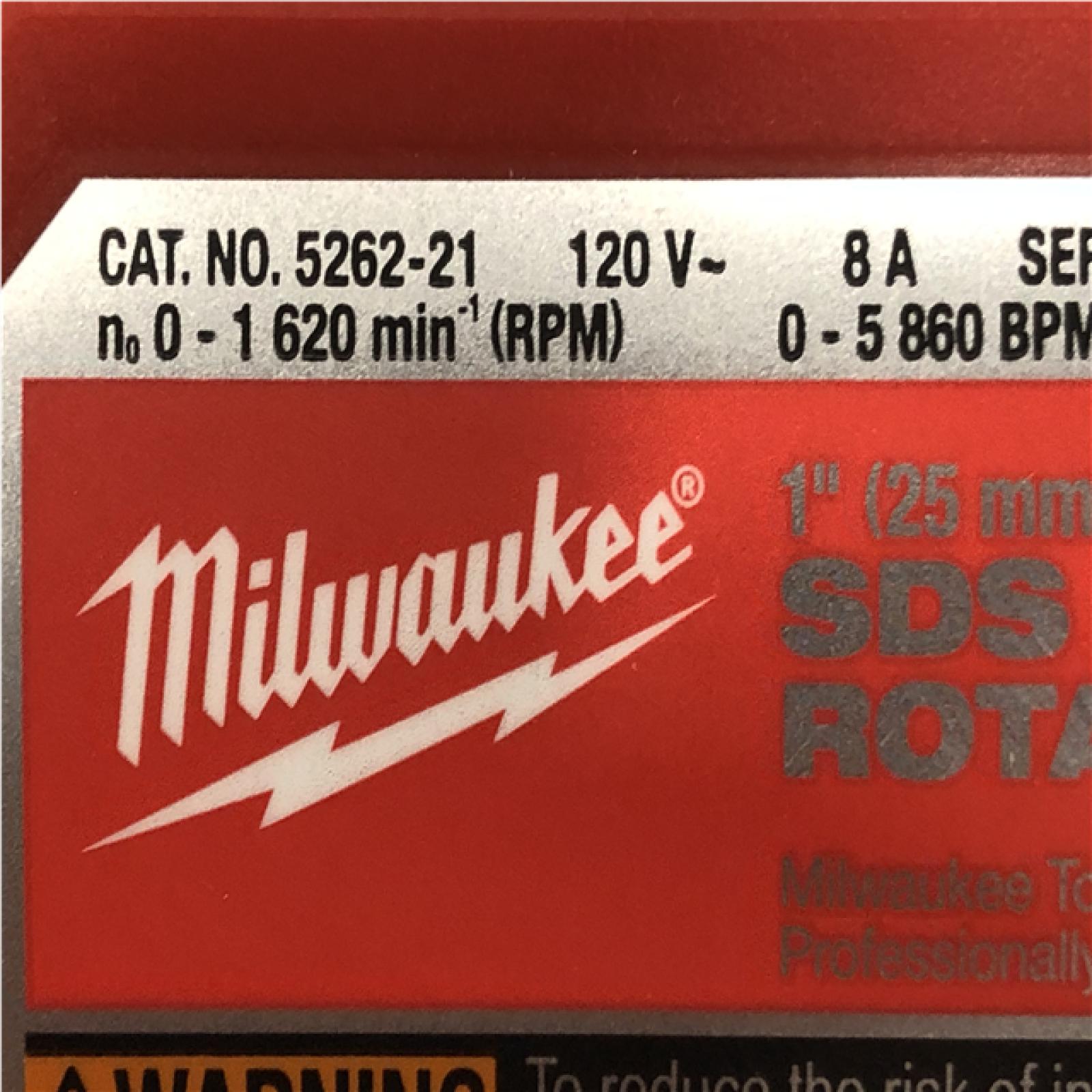 AS-IS Milwaukee 8 Amp Corded 1 in. SDS D-Handle Rotary Hammer