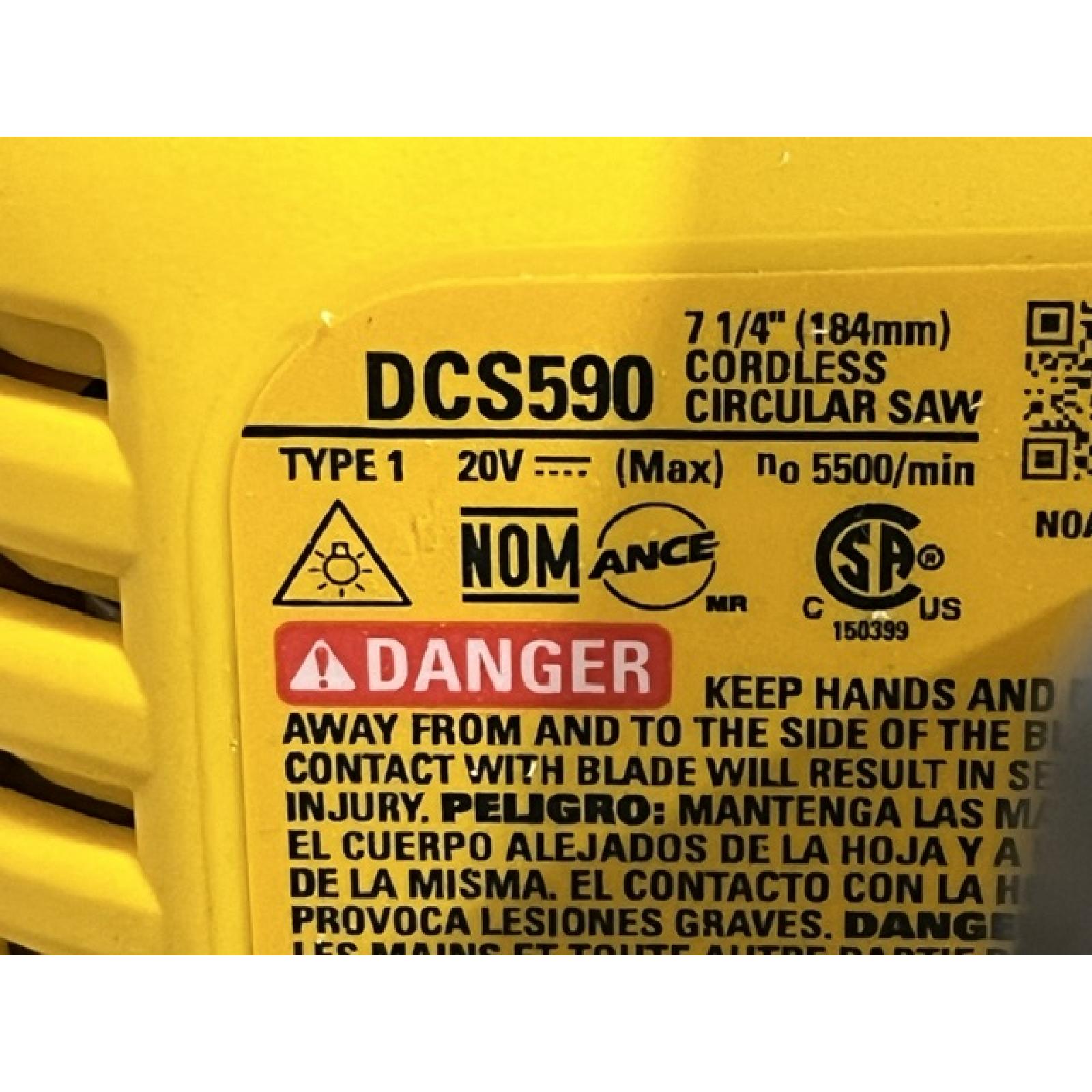 AS-IS DEWALT 20-Volt MAX 7-1/4 in. Cordless Circular Saw (Tool Only)