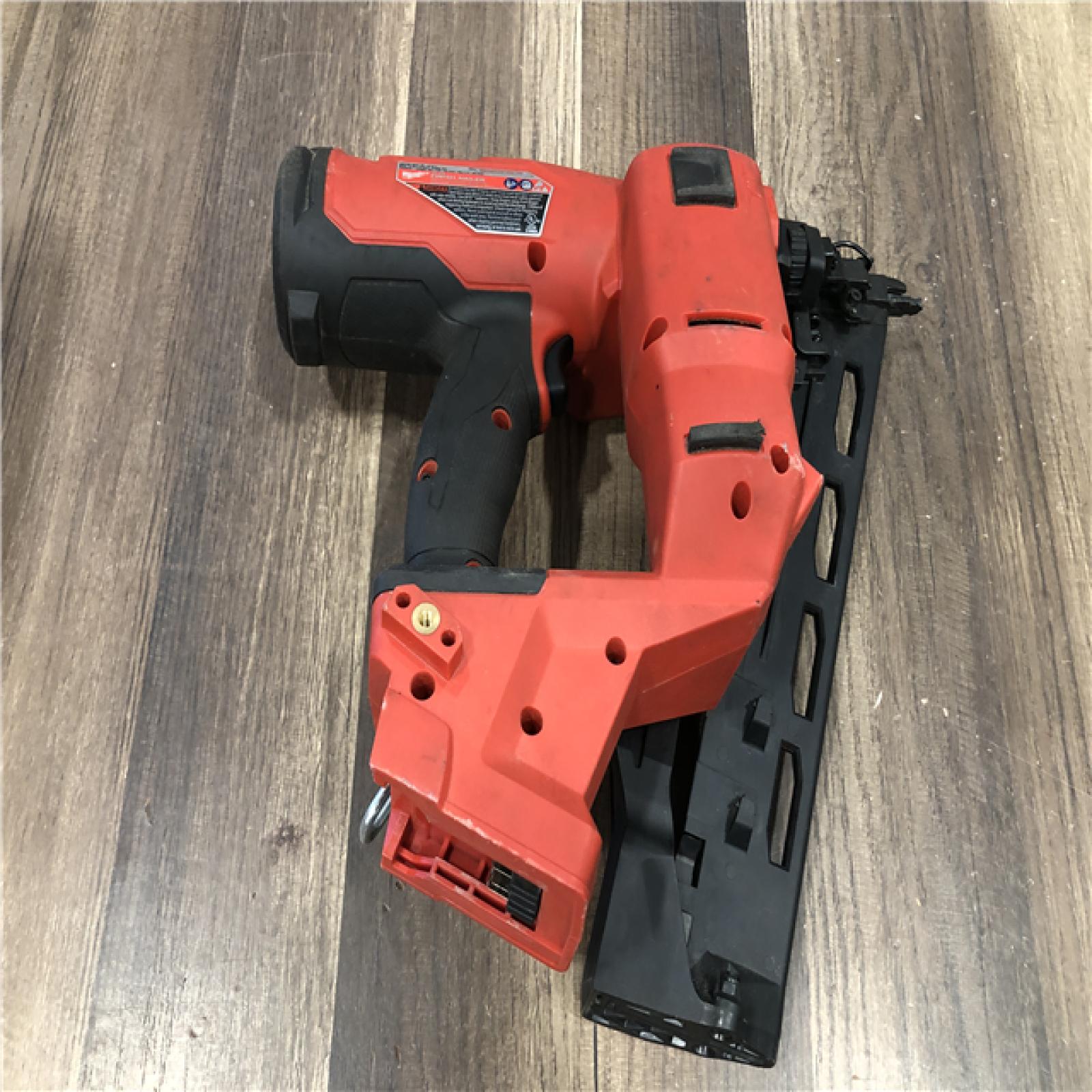 AS-IS Milwaukee FUEL 18-Volt Lithium-Ion Brushless Cordless Gen II 16-Gauge Angled Finish Nailer (Tool-Only)