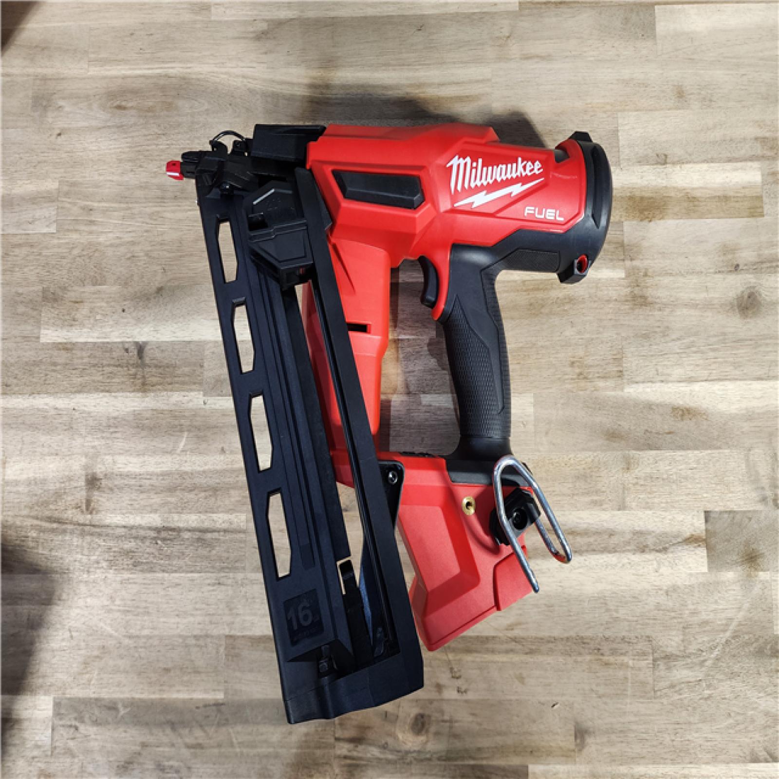 HOUSTON LOCATION - AS-IS (APPEARS LIKE NEW) Milwaukee 2841-20 18V Cordless Gen II 16 Gauge Angled Finish Nailer (Tool Only)