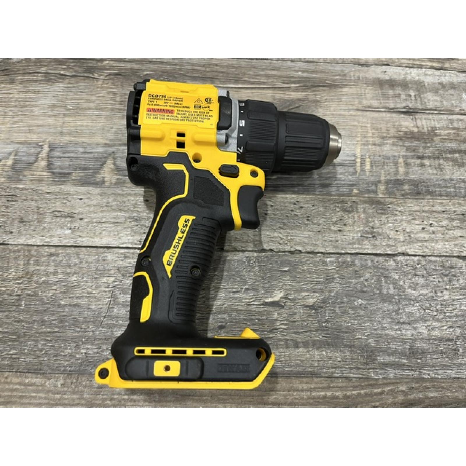 AS-IS DEWALT Atomic 20V Lithium-Ion Cordless Compact 1/2 in. Drill/Driver Kit