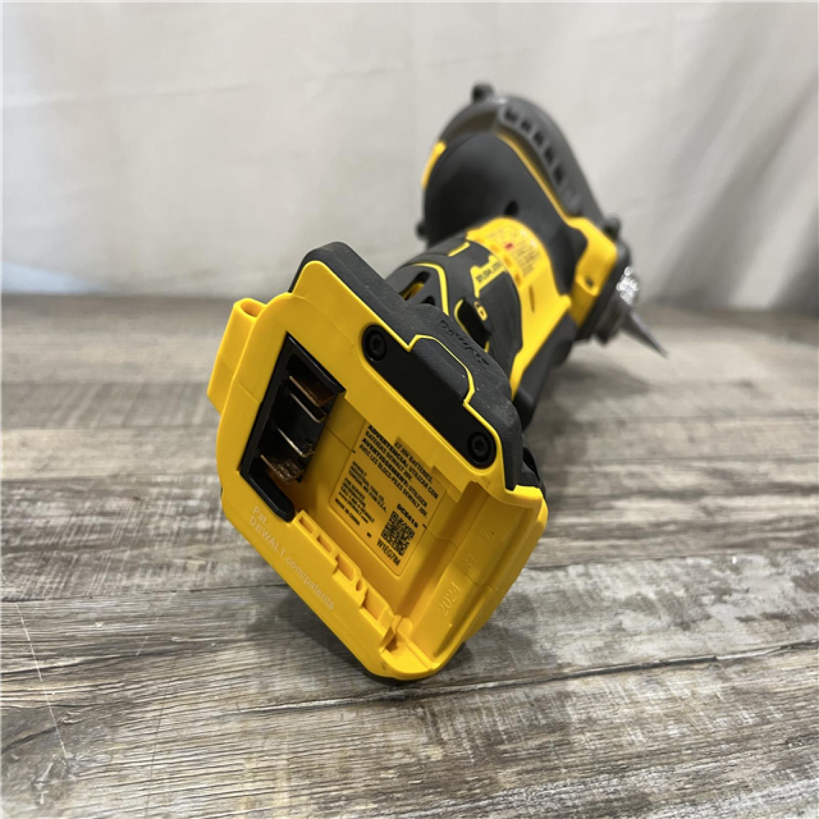 AS-IS DEWALT 20-Volt MAX 1-1/2 in. PEX Expander (Tool-Only)
