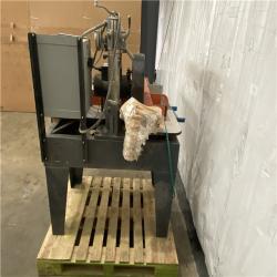 Houston Location AS IS - Dewalt GA Saw