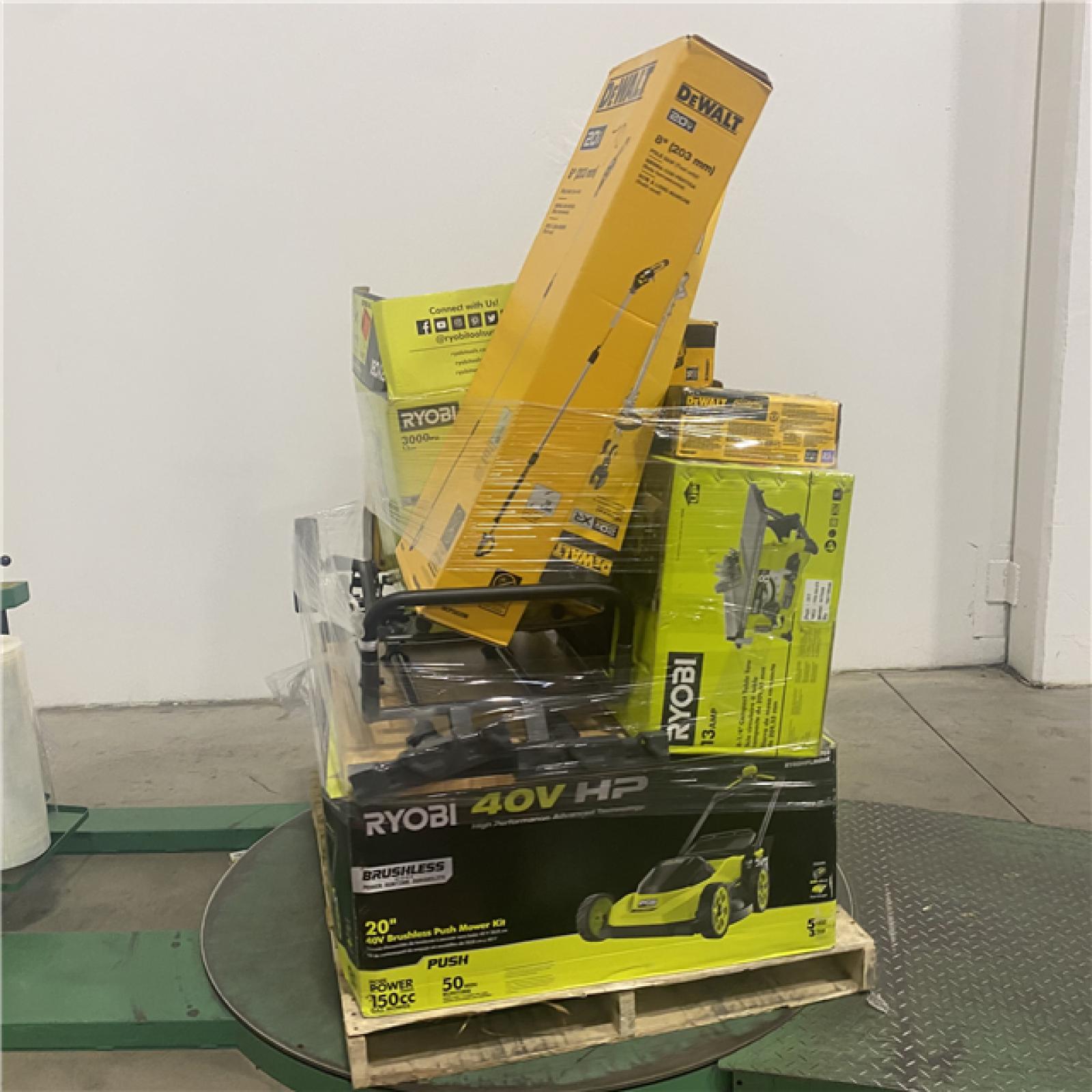 Dallas Location - As-Is Tool Pallet