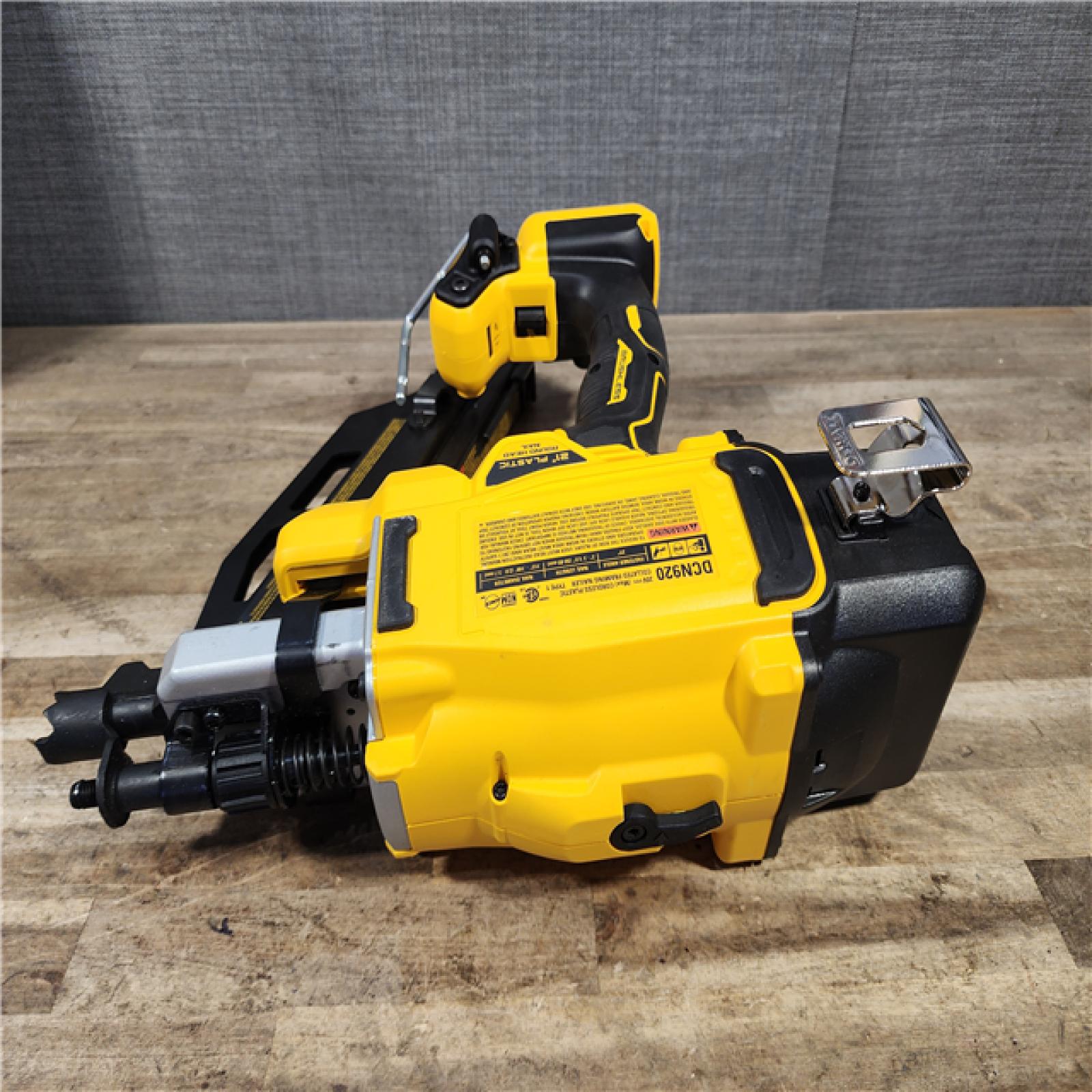 HOUSTON LOCATION - AS-IS DEWALT 20-Volt 21° Cordless Framing Nailer (Tool-Only)