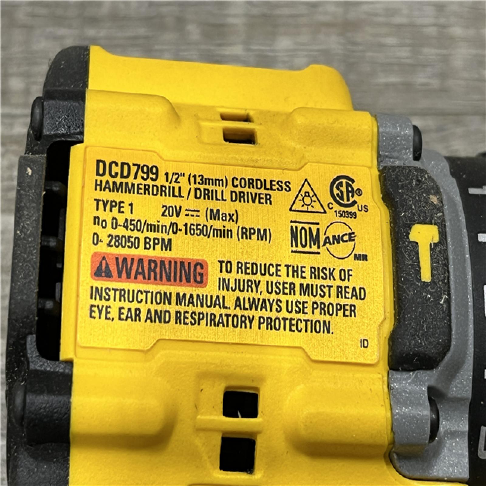 AS-IS DEWALT ATOMIC 20V Lithium-Ion Cordless 1/2 in. Hammer Drill Kit