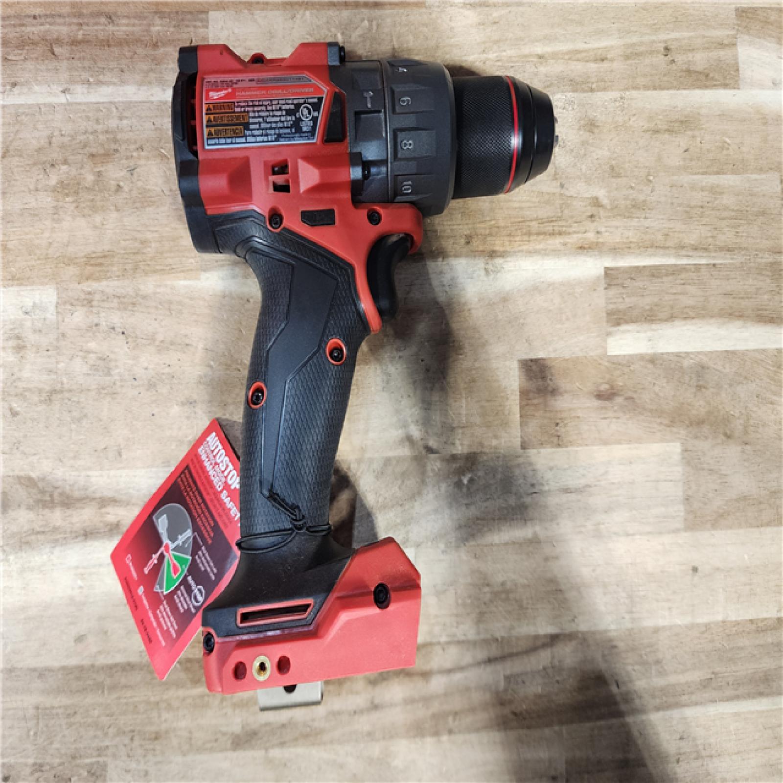 HOUSTON LOCATION - AS-IS Milwaukee FUEL 18V Lithium-Ion Brushless Cordless 1/2 in. Hammer Drill Driver Kit