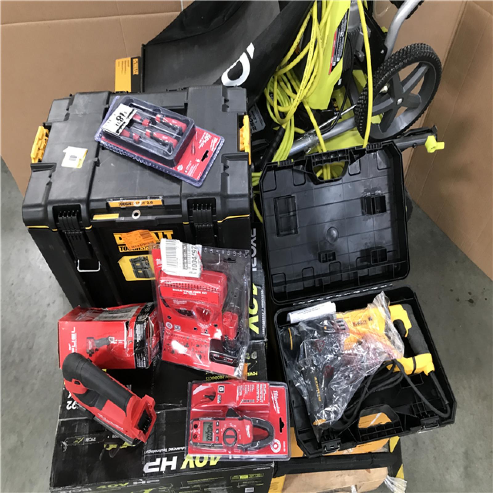 CALIFORNIA AS-IS TOOL PALLET