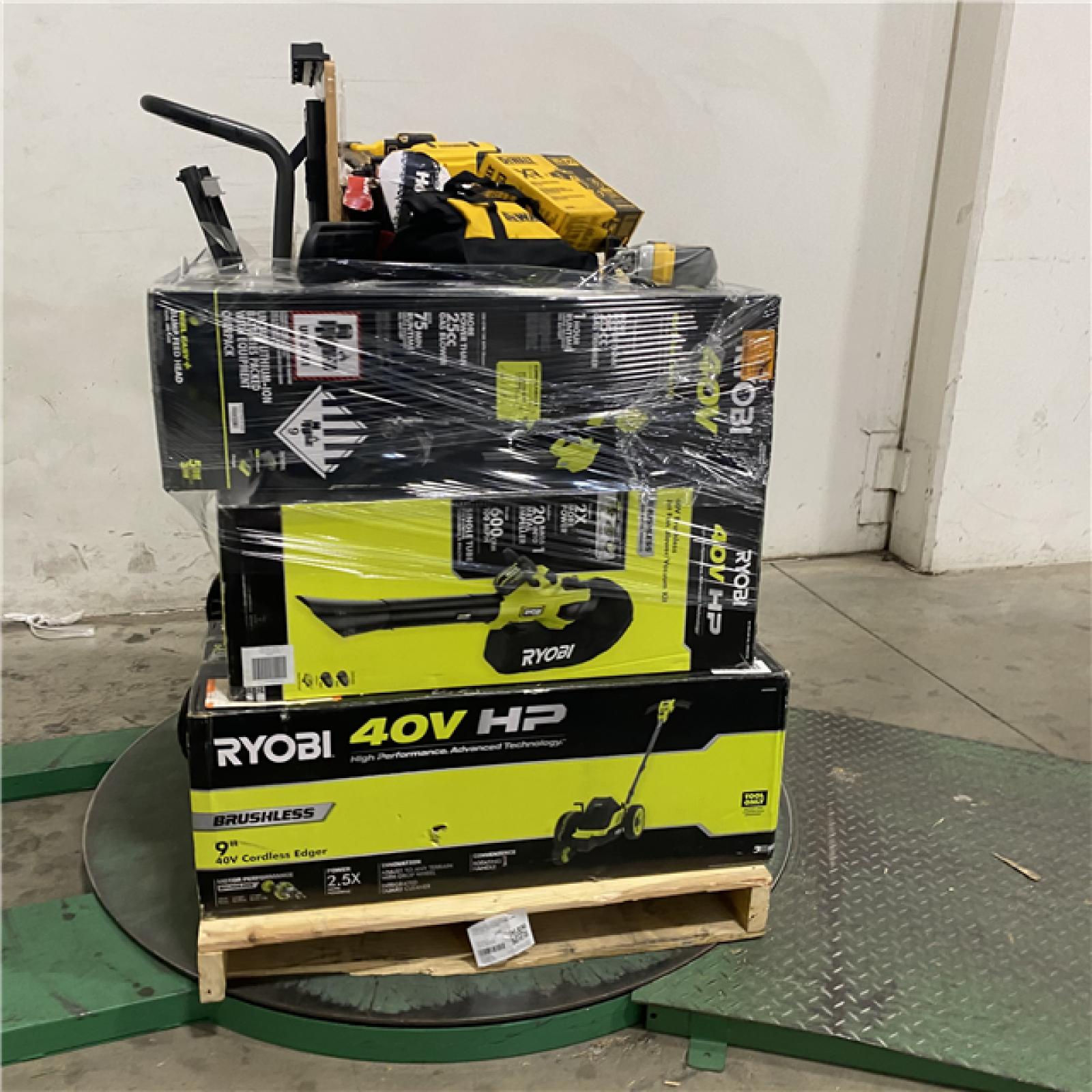 Dallas Location - As-Is Tool Pallet