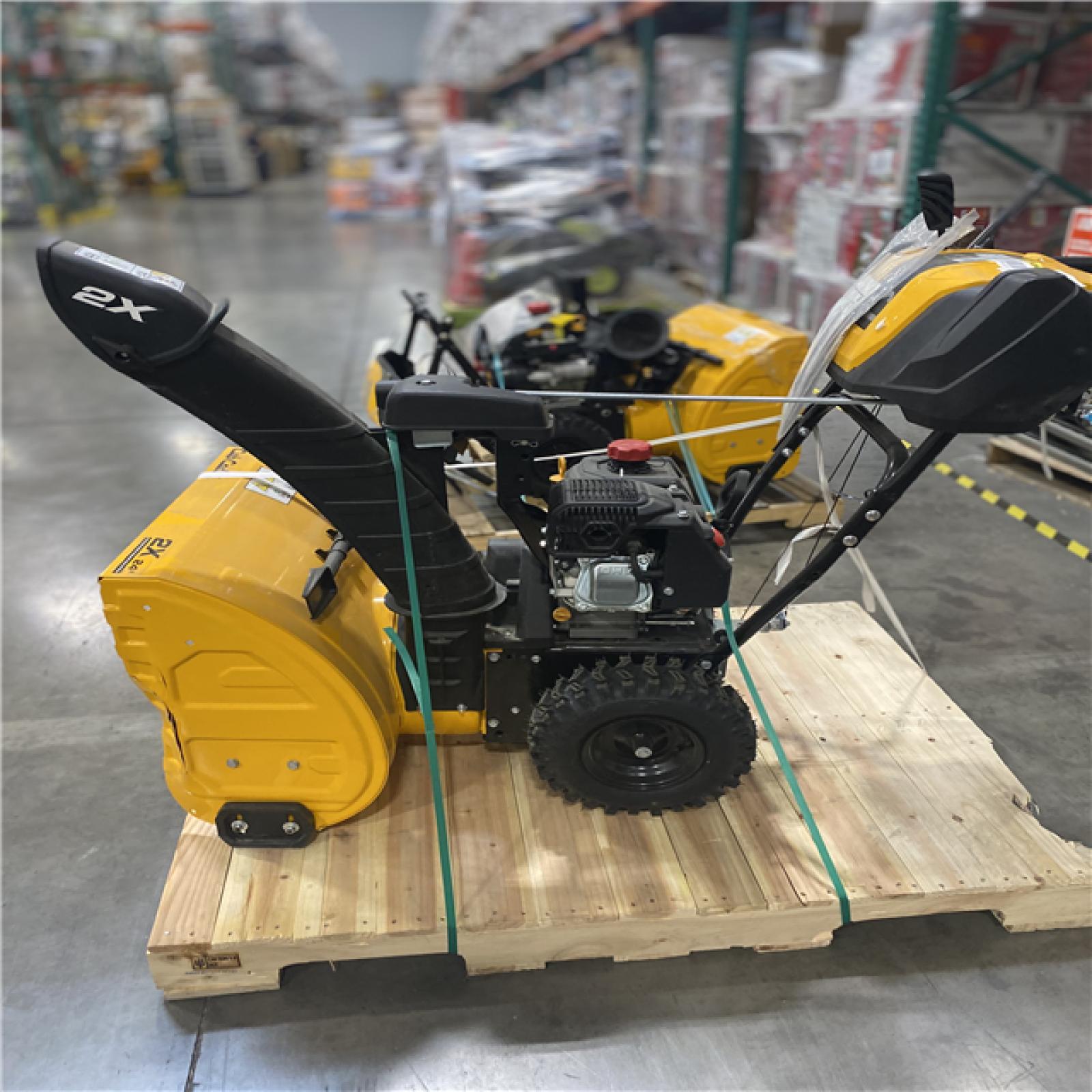Dallas Location - As-Is Cub Cadet 2 in. x 24 in. 208 cc Gas Snow Blower