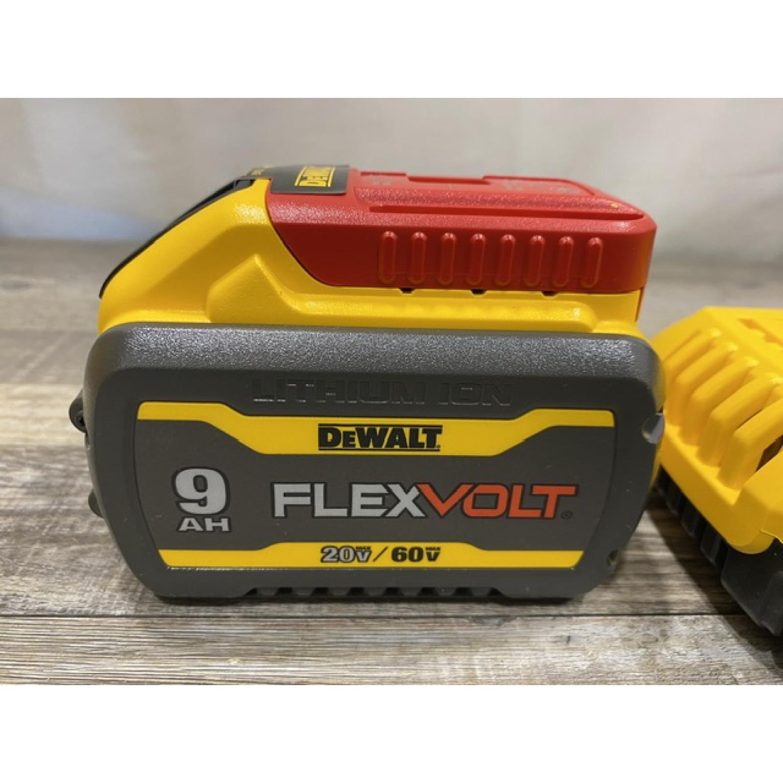 AS-IS DEWALT 20V/60V MAX FLEXVOLT Lithium-Ion 9.0Ah Battery and Charger Starter Kit