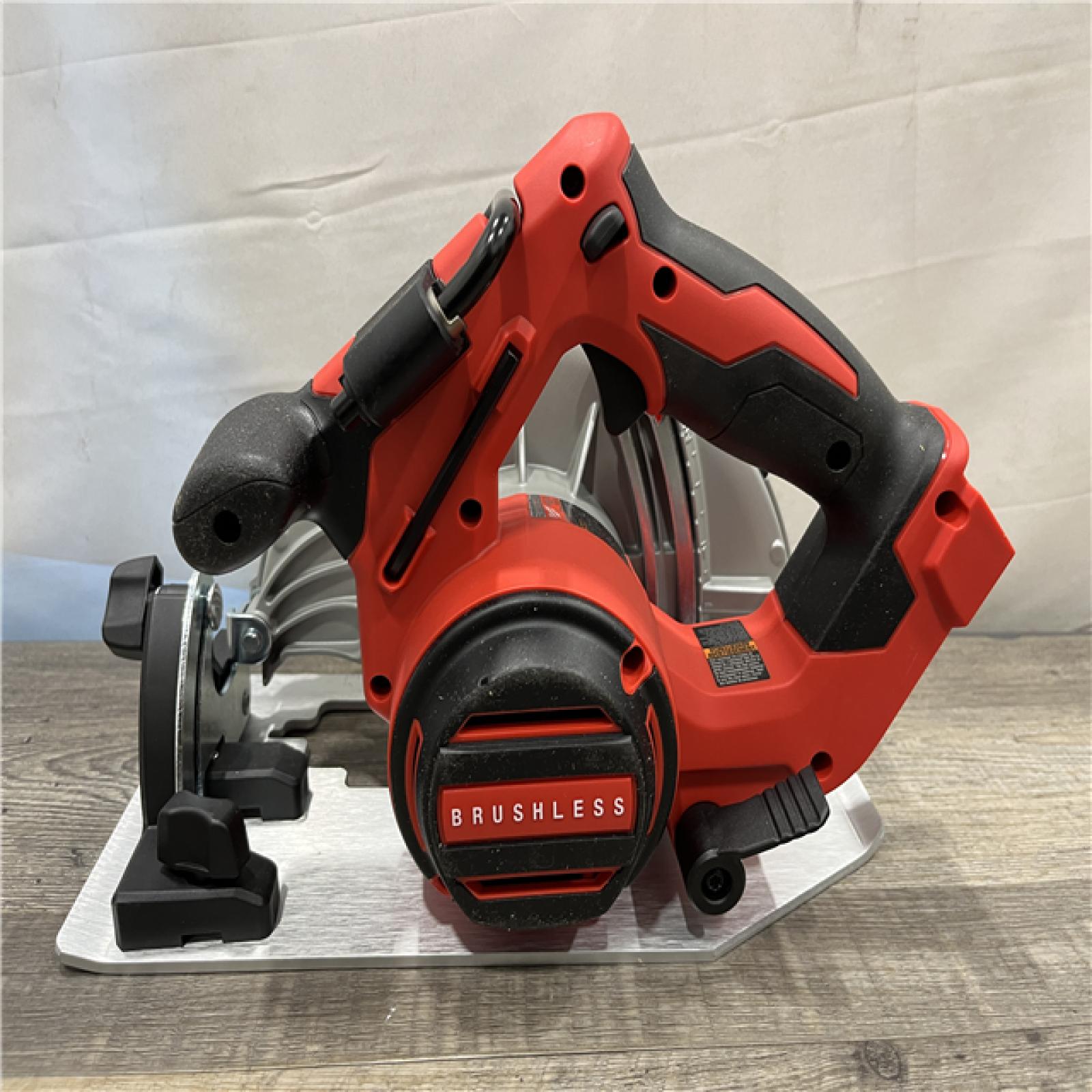 AS-IS Milwaukee 18V Lithium-Ion Brushless Cordless 7-1/4 in. Circular Saw (Tool-Only)