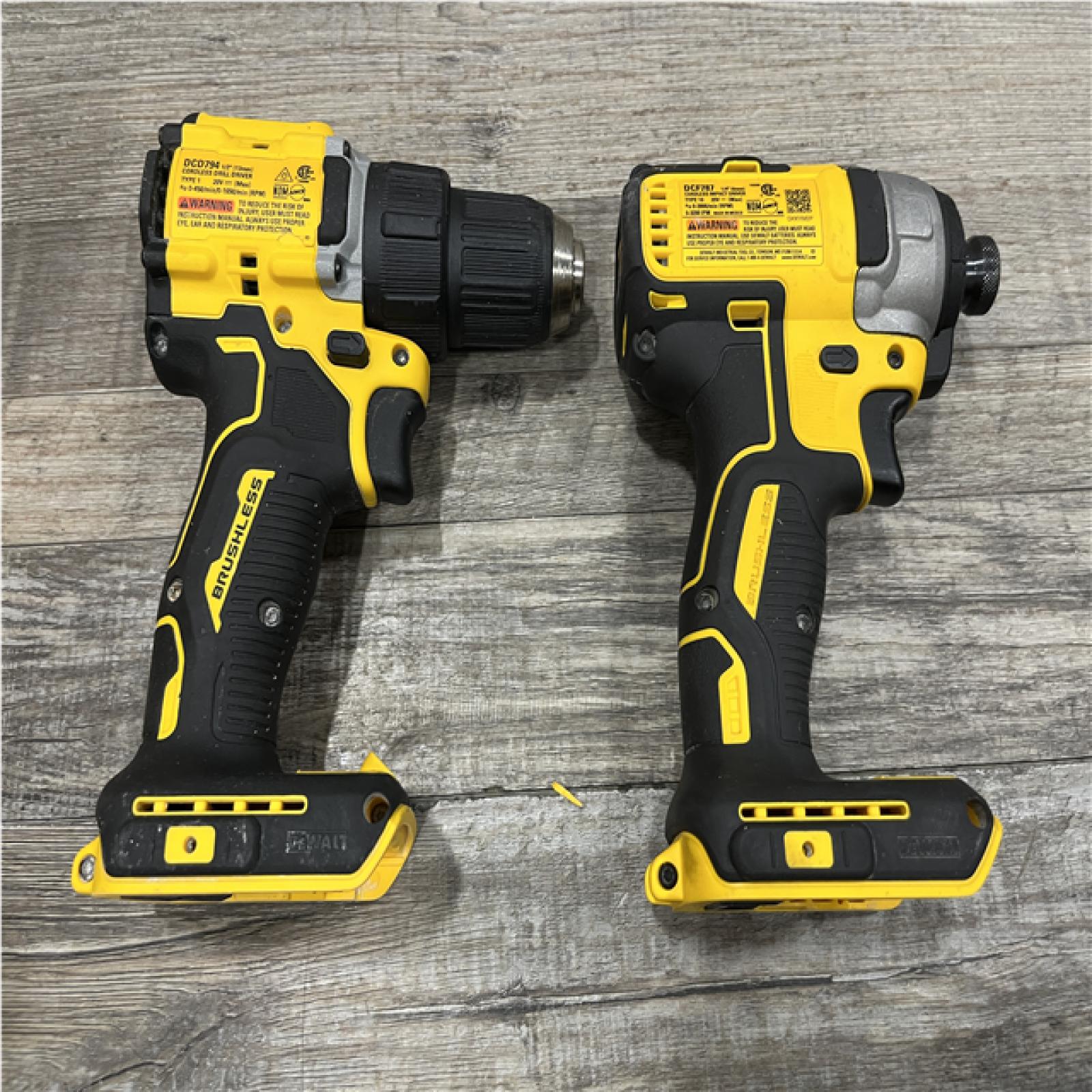 AS-IS DEWALT ATOMIC 20-Volt MAX Lithium-Ion Cordless Combo Kit